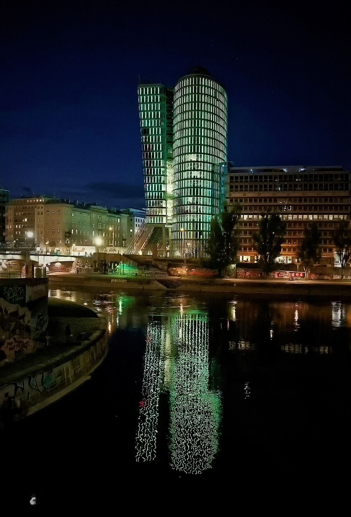 UNIQA Tower