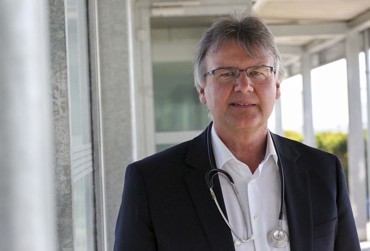 Dr. Peter Kritscher