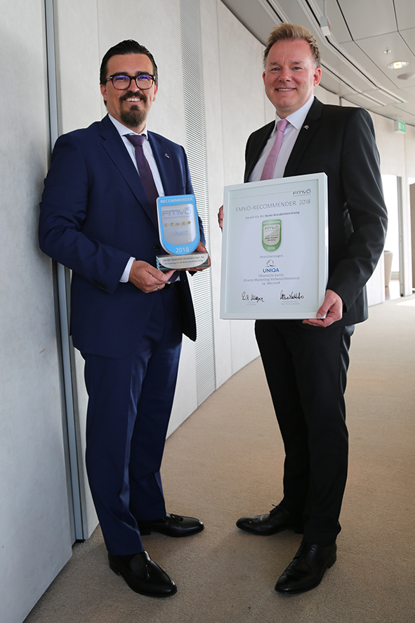 Herbert Kaiser (Leiter Exklusivvertrieb) & Peter Humer (Vorstand UNIQA Österreich)