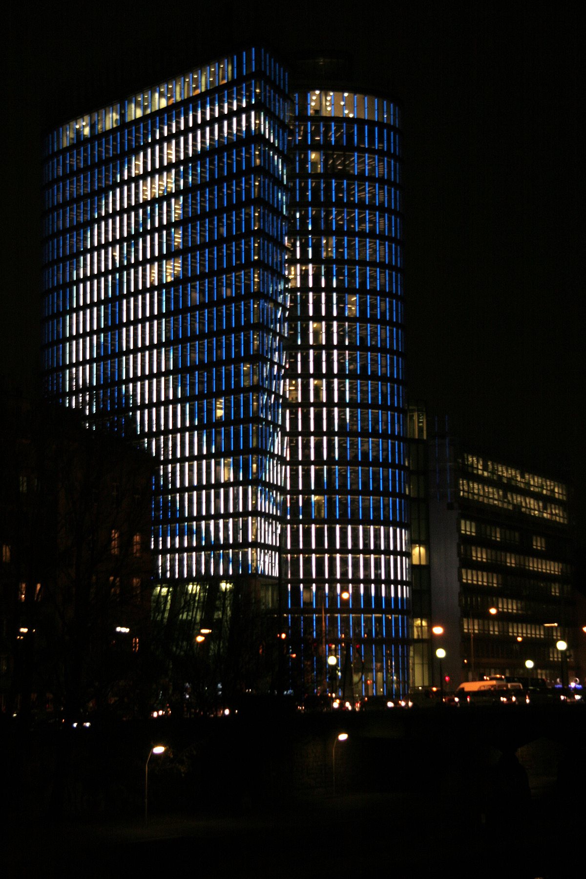 UNIQA Tower Light Installation