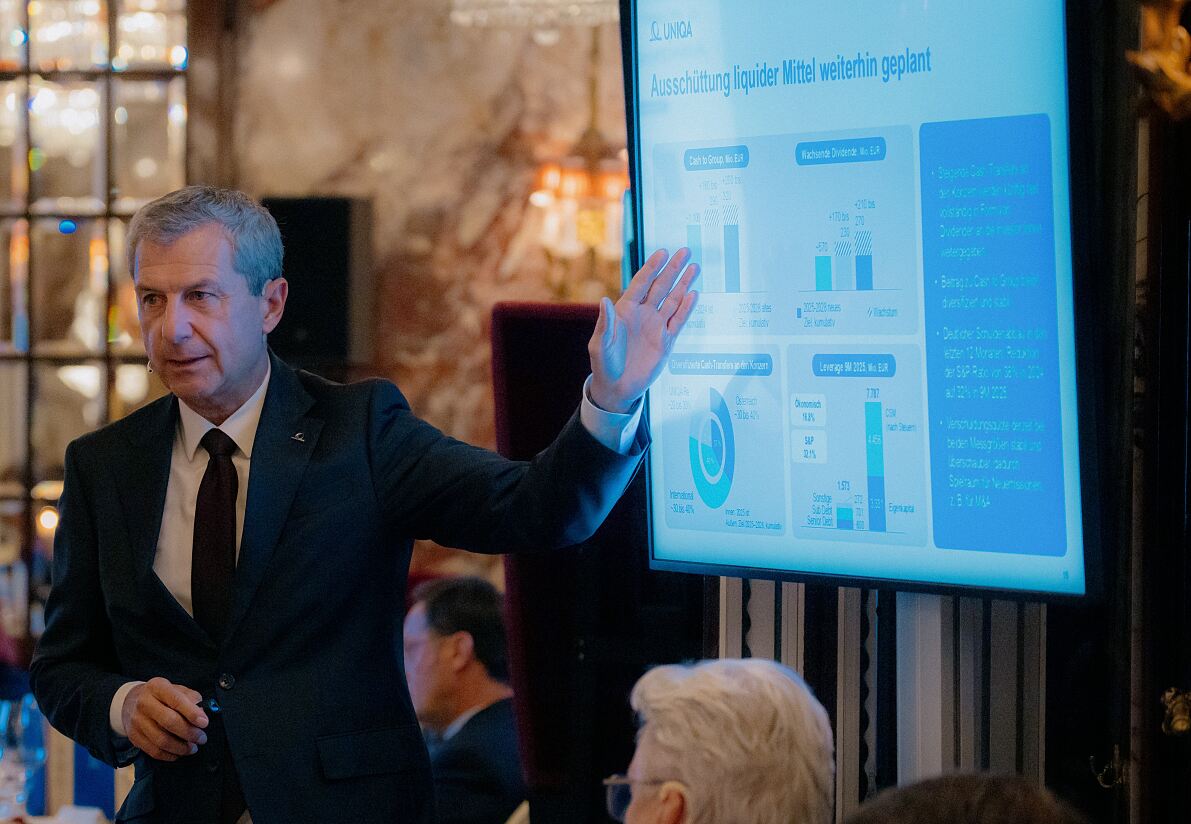 20251124_UNIQA_CMU_Svoboda